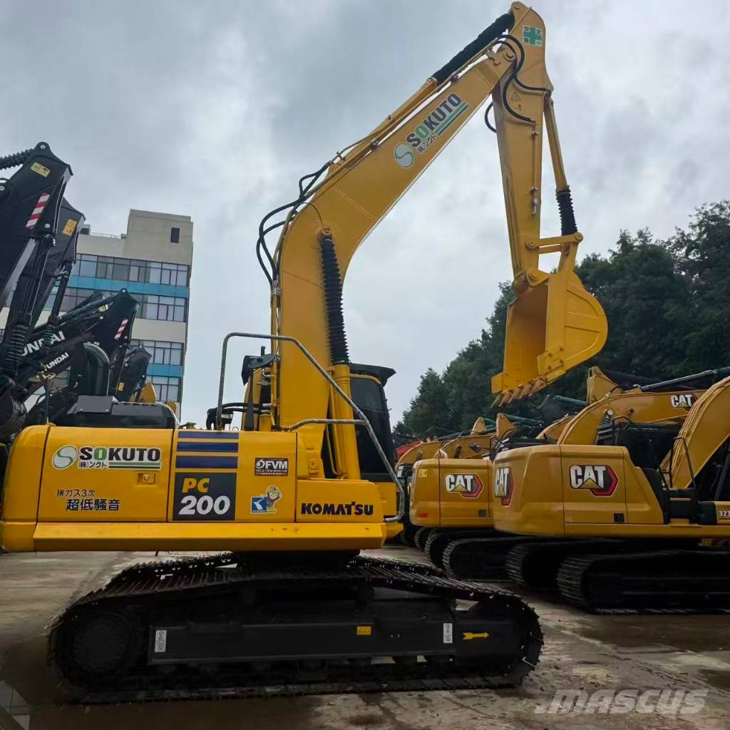 Komatsu PC 200-8N1 履带挖掘机