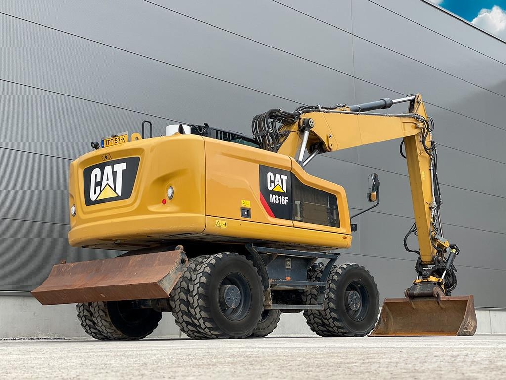 CAT M316F Wielgraafmachines