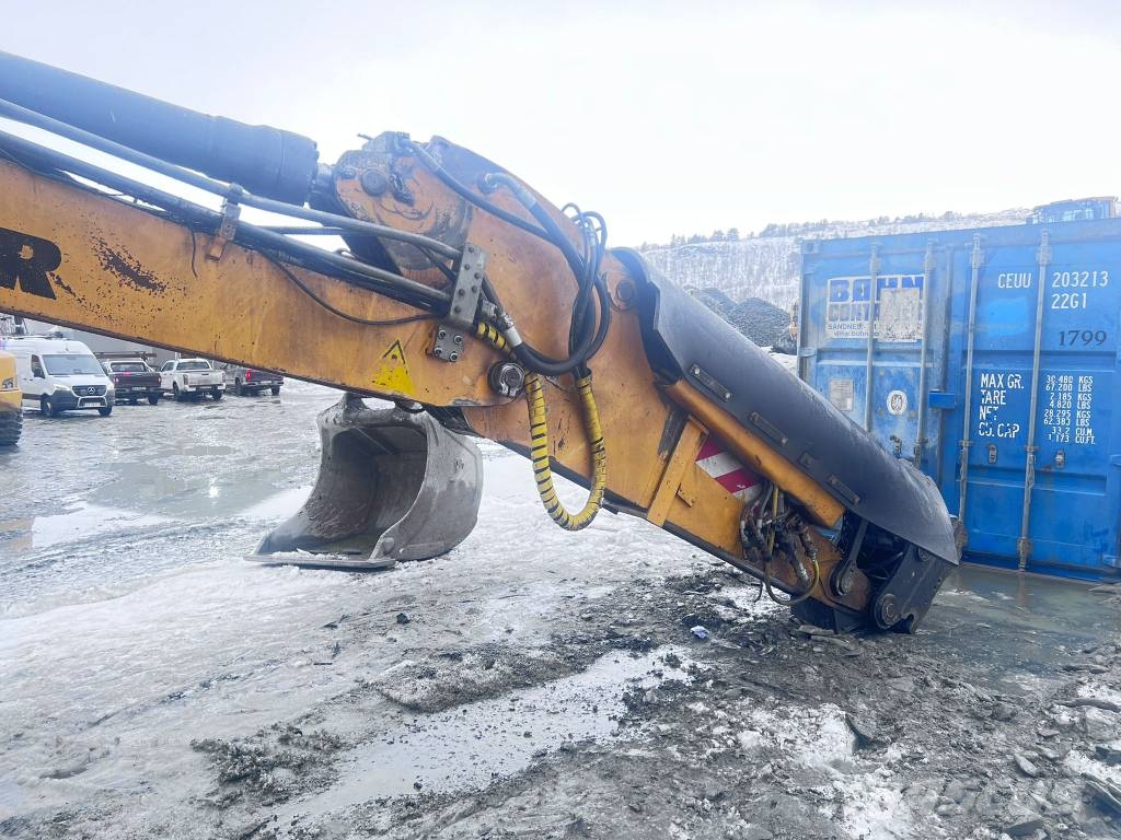 Liebherr A 924 C Litronic Gumikerekes kotrók