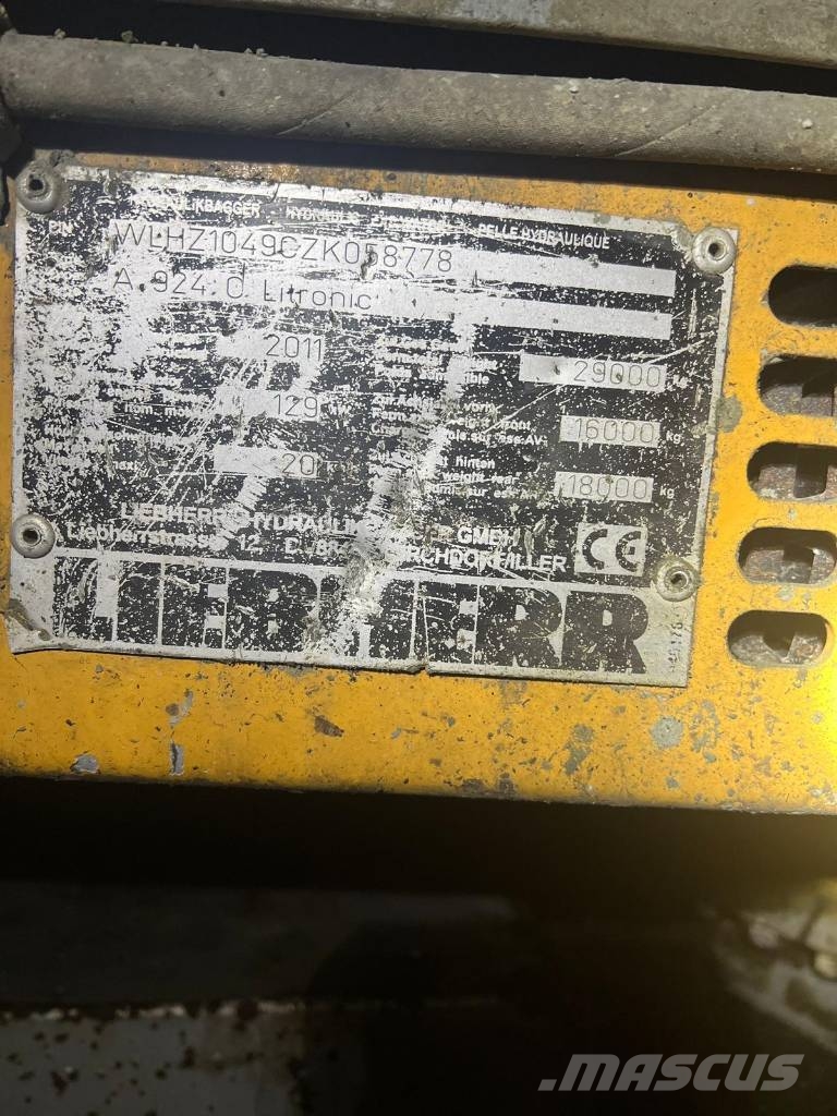 Liebherr A 924 C Litronic Gumikerekes kotrók