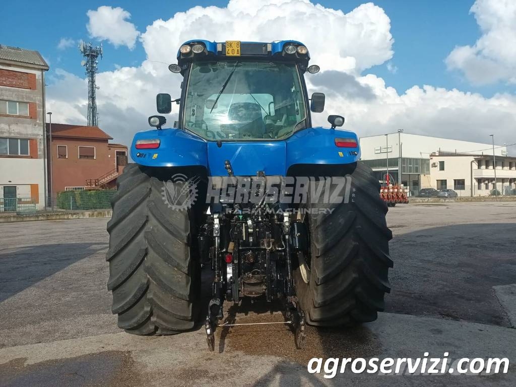 New Holland T 8.360 Traktory