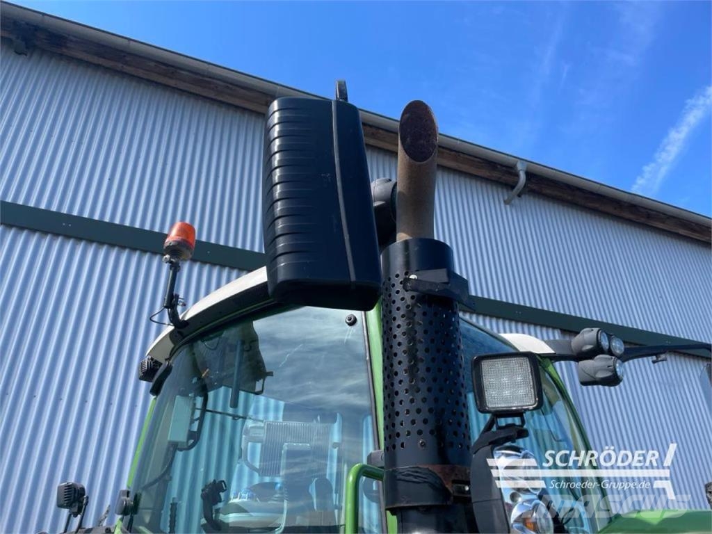 Fendt 724 VARIO S4 PROFI PLUS Tractors