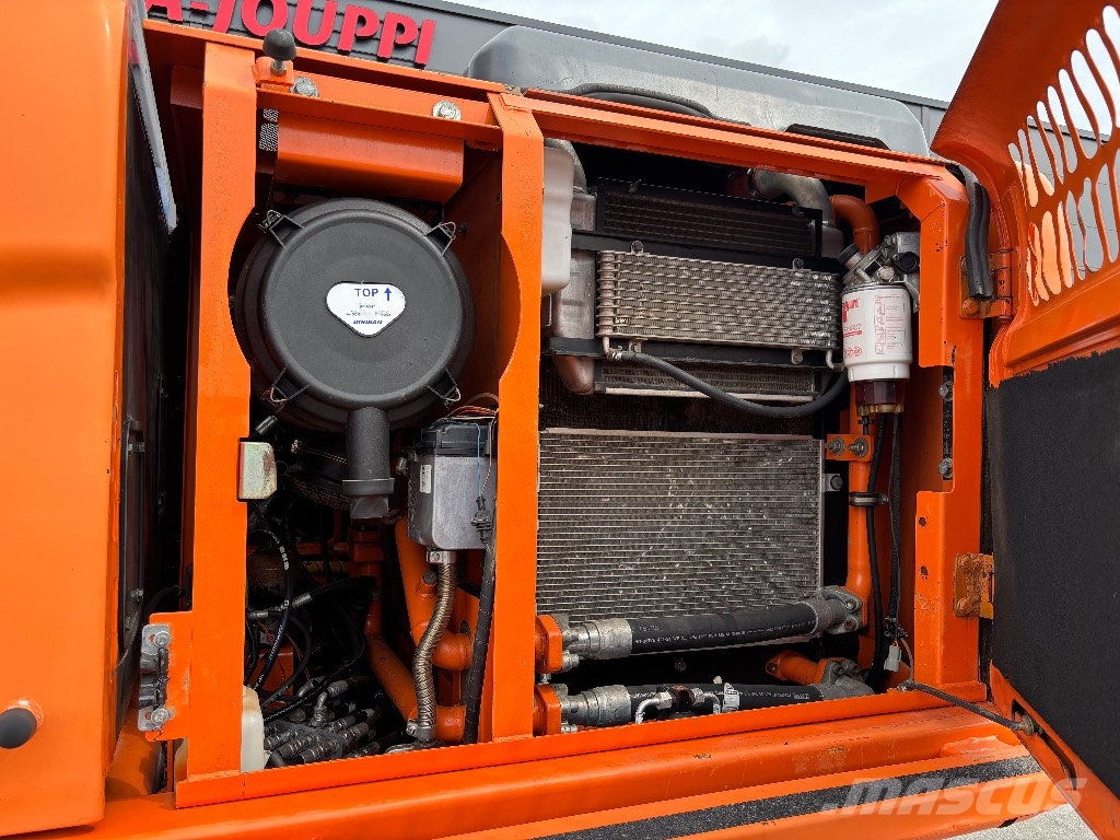 Doosan DX 160 LC / Myyty, Sold Kāpurķēžu ekskavatori