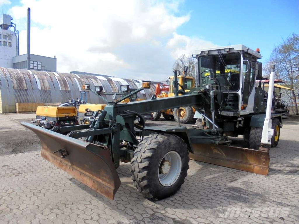 HBM-Nobas BG 110 TA-2 معدات تمهيد الطرق