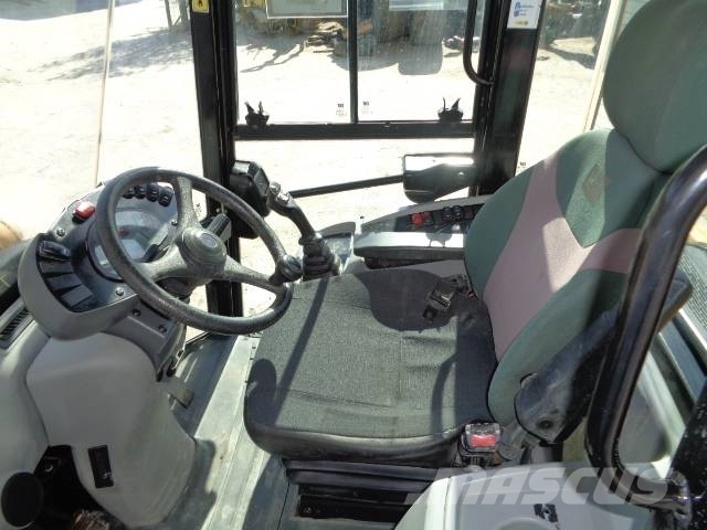 CAT 908M Φορτωτές με λάστιχα (Τροχοφόροι)
