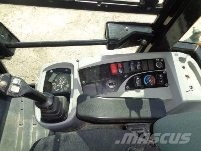 CAT 908M Φορτωτές με λάστιχα (Τροχοφόροι)