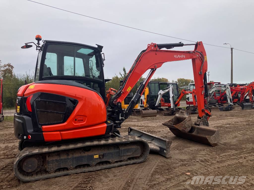 Kubota KX 060-5 حفارات صغيرة أقل من 7 طن (حفارات صغيرة)