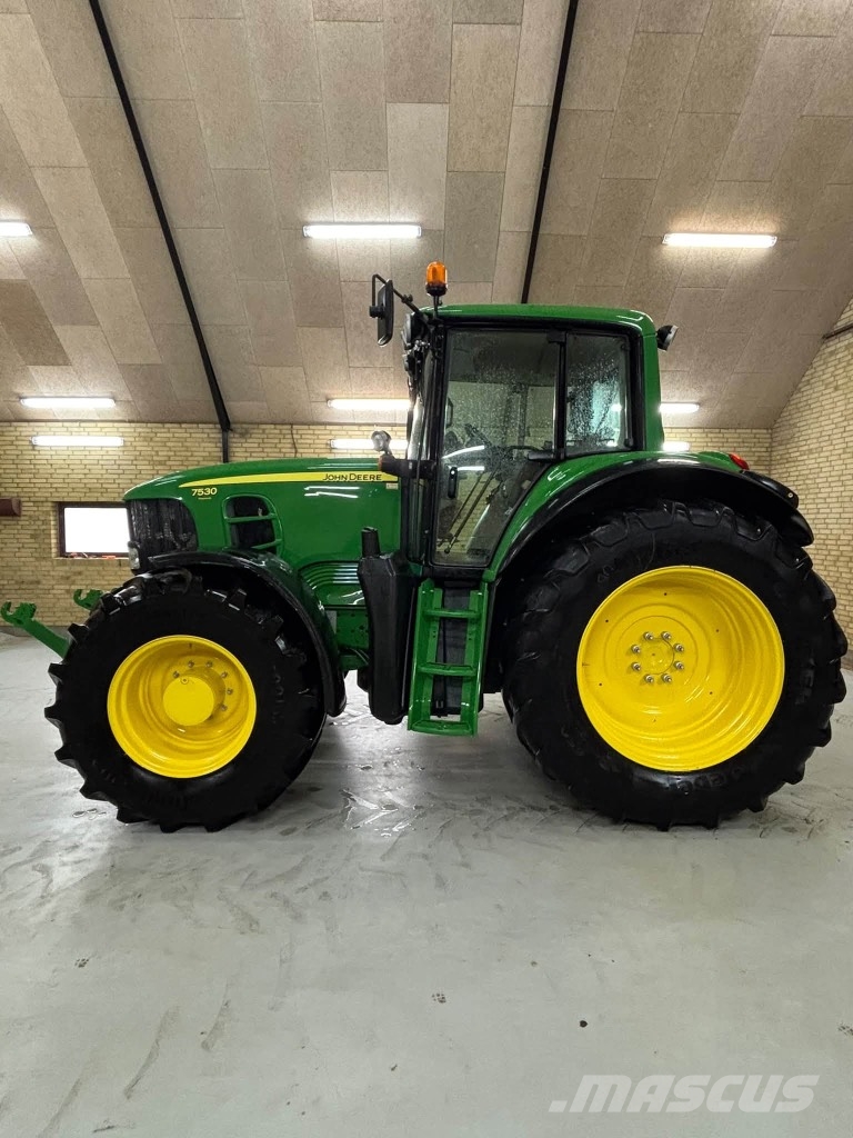 John Deere 7530 Premium Traktorok