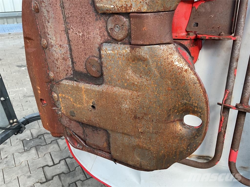 Kuhn GMD 8730-FF Maaikneuzers