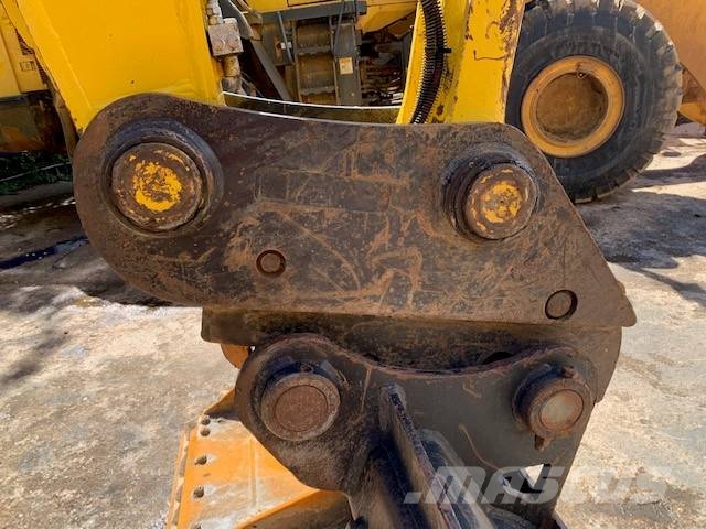 Komatsu PC 210 LC-11 Gravemaskiner på larvebånd