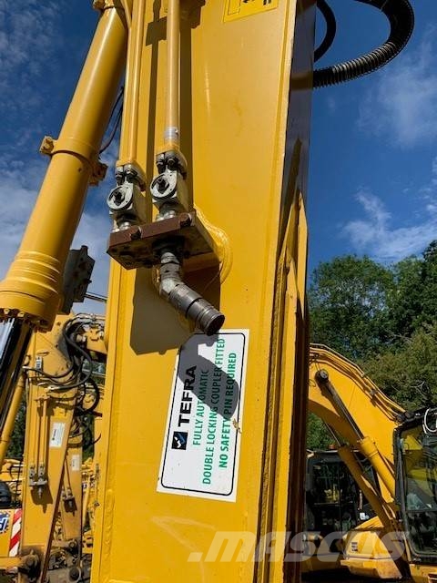 Komatsu PC210LC-11 Escavatori cingolati