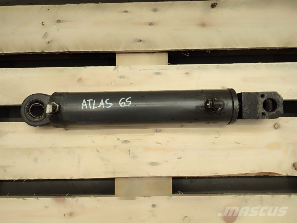 Atlas AR65 hydraulic steering assist cylinder هيدروليات