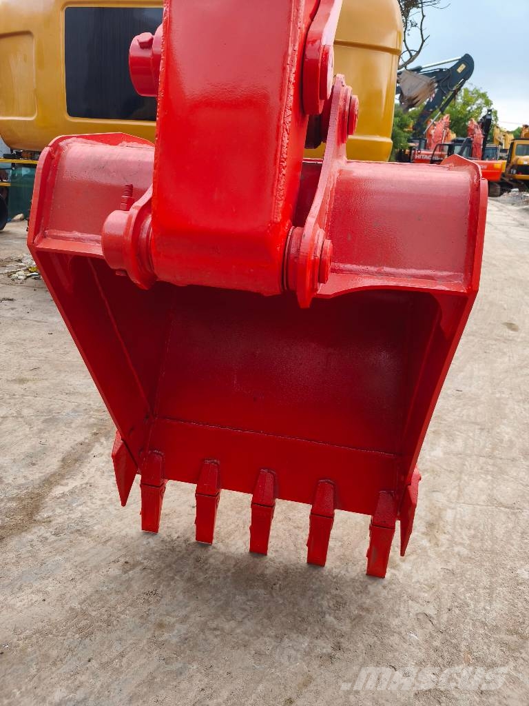 Hitachi ZX 70 Mini bagri <7t