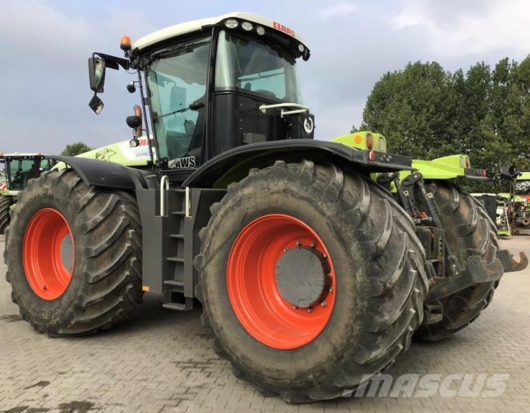 CLAAS XERION 5000 TRAC 트랙터