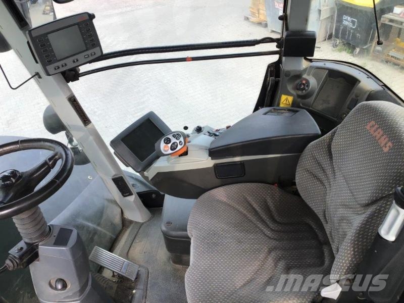 CLAAS XERION 5000 TRAC 트랙터