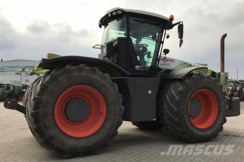 CLAAS XERION 5000 TRAC 트랙터