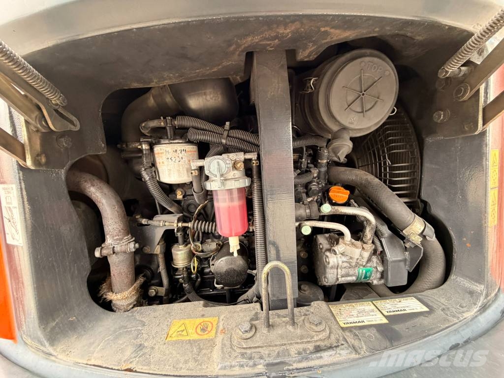 Hitachi ZX 50 U-2 Minikaivukoneet < 7t