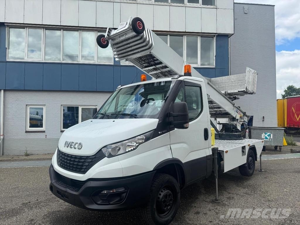 Iveco Daily 35-120 EURO 6 + Lift 30m BÖCKER - 400kg Plataformas sobre camión