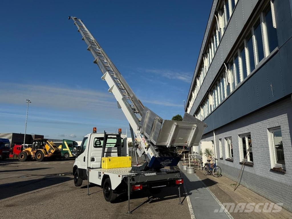 Iveco Daily 35-120 EURO 6 + Lift 30m BÖCKER - 400kg Plataformas sobre camión