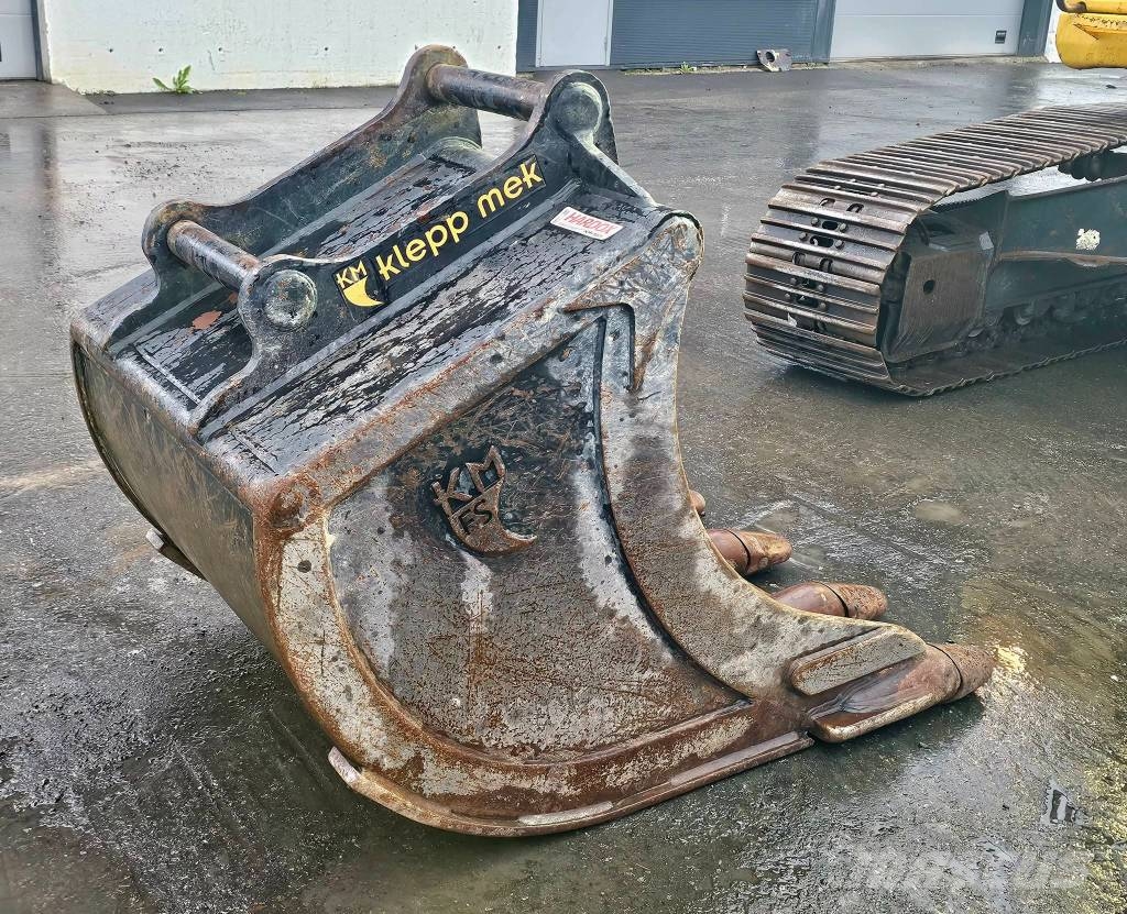 Komatsu PC 210 LC-10 Beltegraver