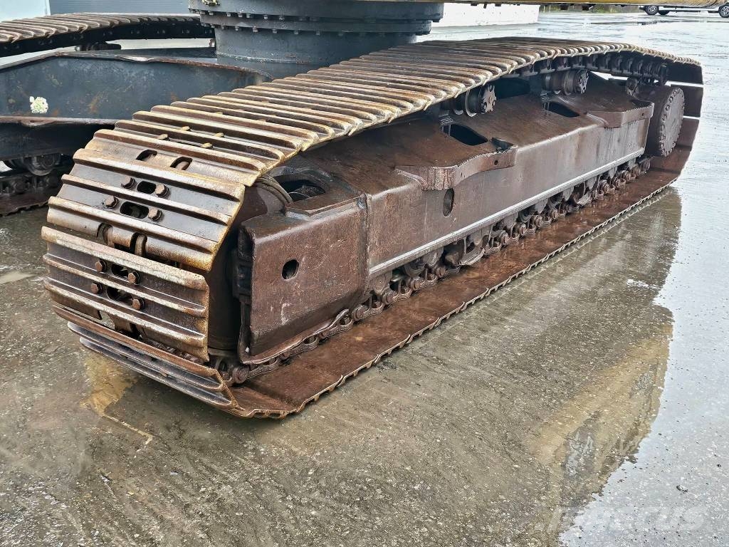 Komatsu PC 210 LC-10 Beltegraver