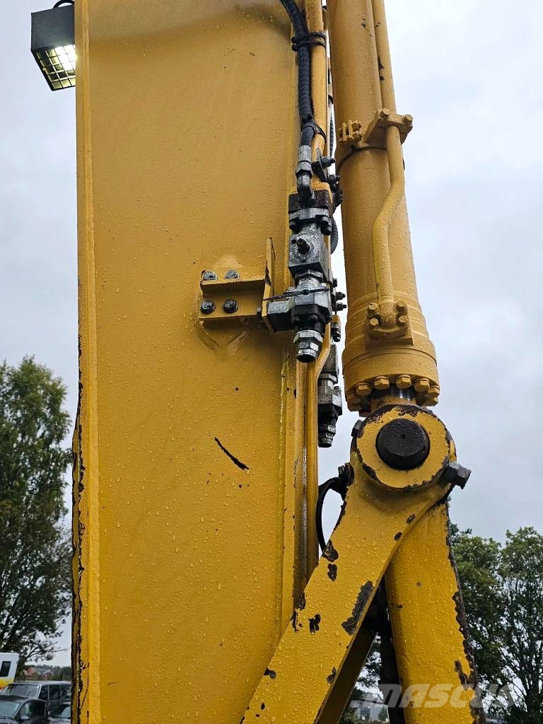 Komatsu PC 210 LC-10 Beltegraver