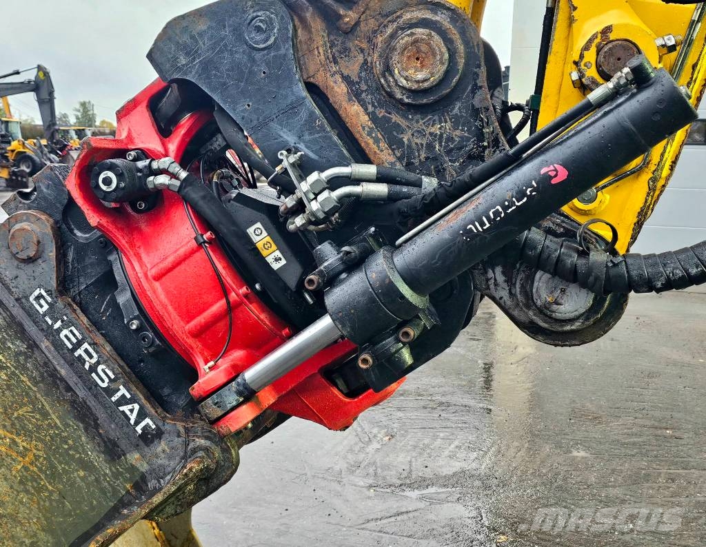 Komatsu PC 210 LC-10 Beltegraver