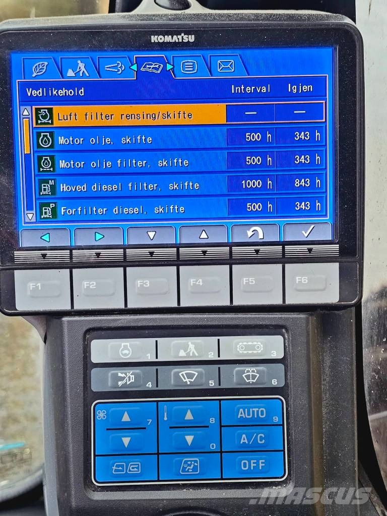 Komatsu PC 210 LC-10 Beltegraver