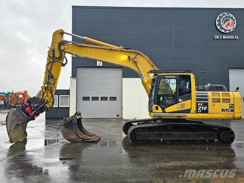 Komatsu PC 210 LC-10 Beltegraver