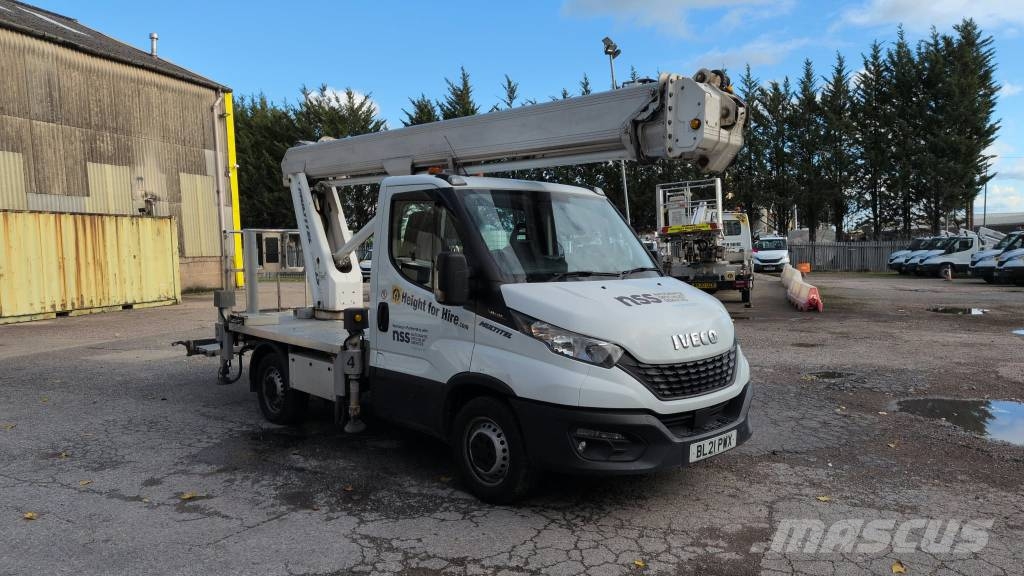 Multitel MZ250 Platforme aeriene montate pe camion