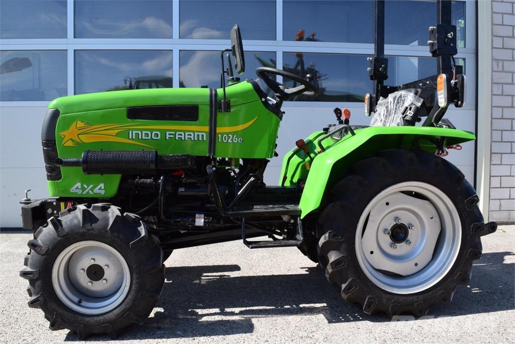 Klein-/Schmalspurtraktor INDO 1026 Traktoren