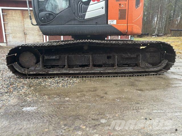 Hitachi ZX135US-5B Roomikekskavaatorid