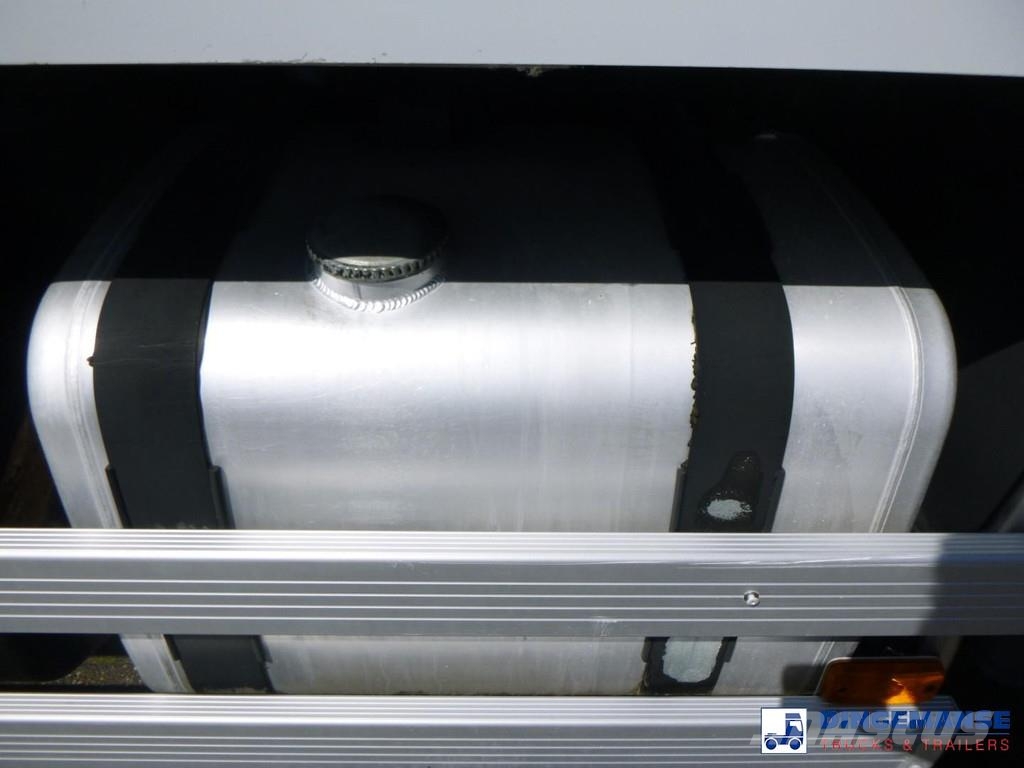 Renault Premium 270 dxi 4x2 fuel tank 13.7 m3 / 4 comp Tankwagen