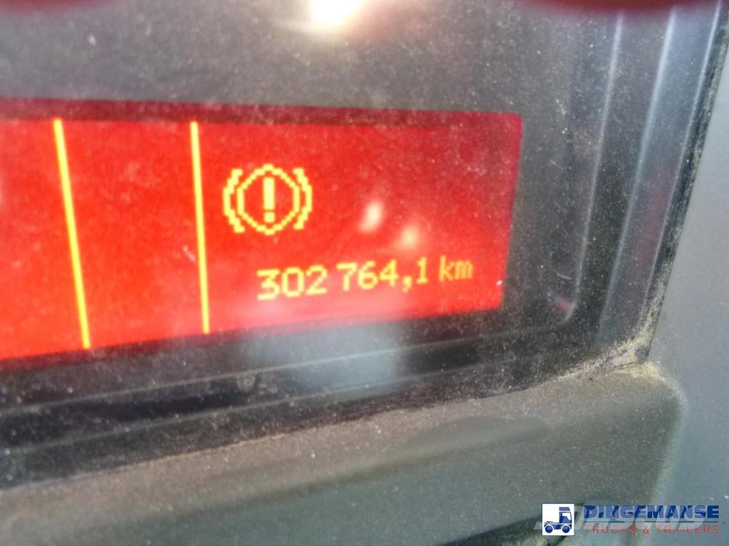 Renault Premium 270 dxi 4x2 fuel tank 13.7 m3 / 4 comp Tankwagen