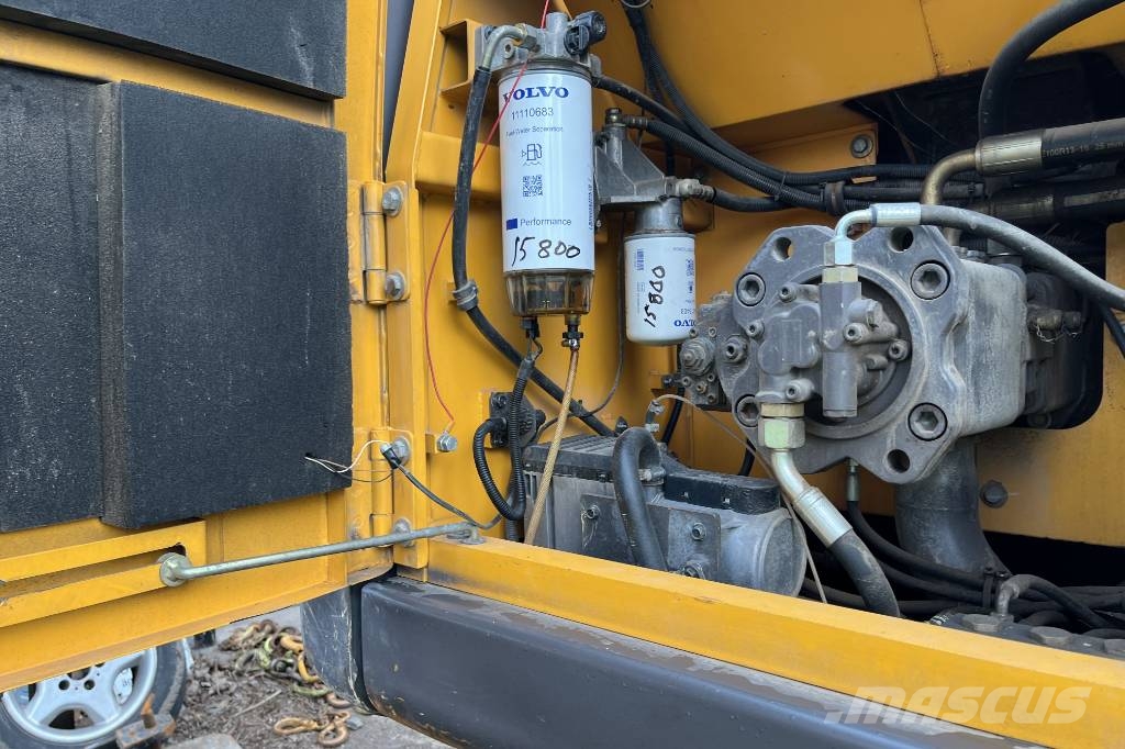 Volvo EC 240 C L Roomikekskavaatorid