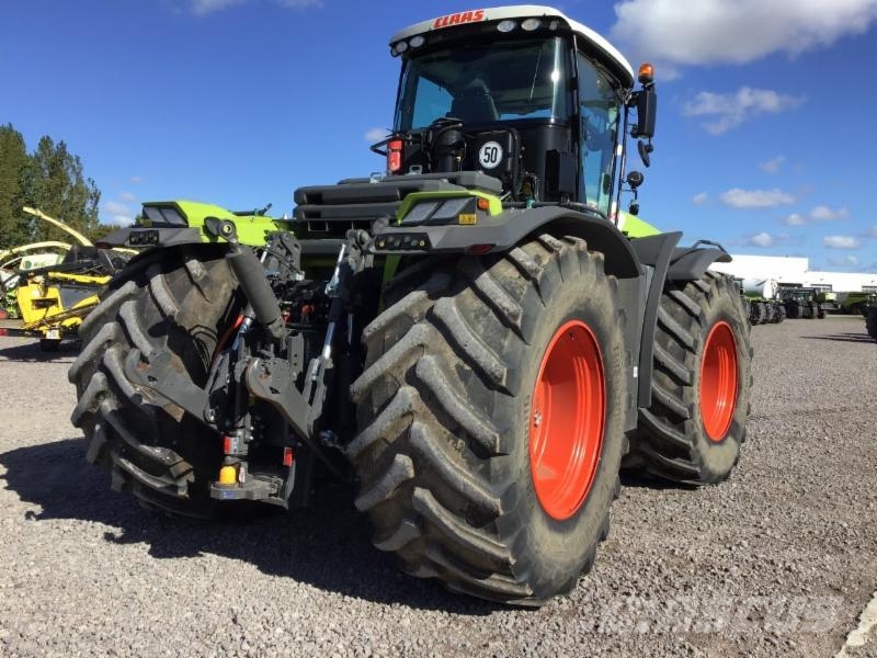 CLAAS XERION 5000 TRAC VC Трактори