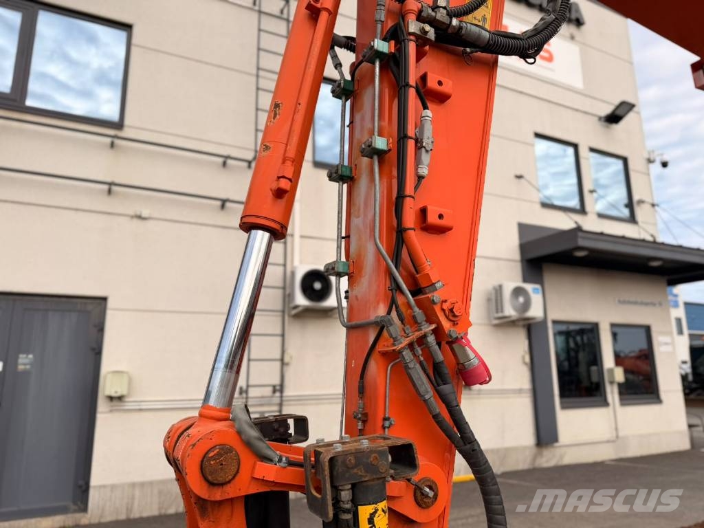 Hitachi ZX 85 US-5 A 800mm telat Väikeekskavaatorid 7t-12t