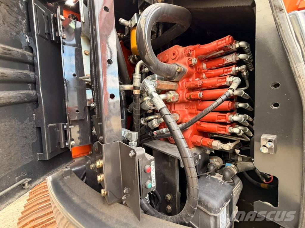 Hitachi ZX 85 US-5 A 800mm telat Väikeekskavaatorid 7t-12t