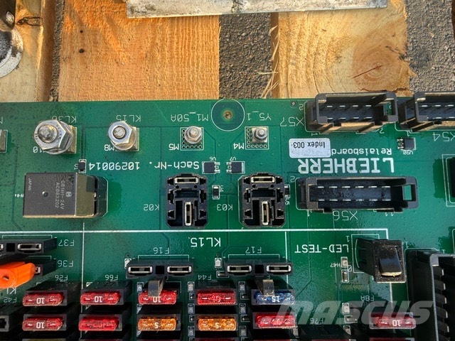 Liebherr L 566 USED ELCTRIC PARTS CAB Componentes electrónicos