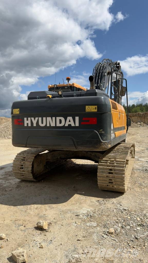 Hyundai HX 210 AL Excavadoras sobre orugas