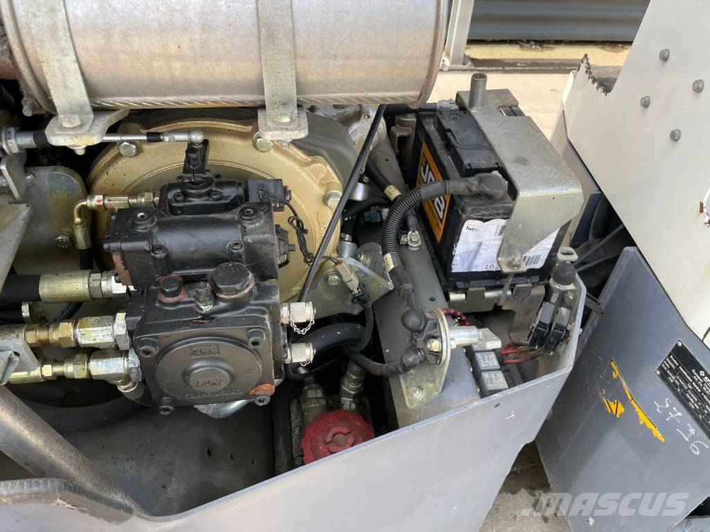 Dynapac CC1200C Kombinētie veltņi