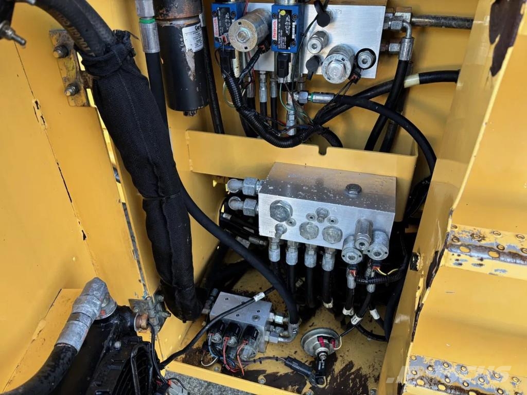 Genie GS-4390 Scissorlift, 2009 Year Saxlifte