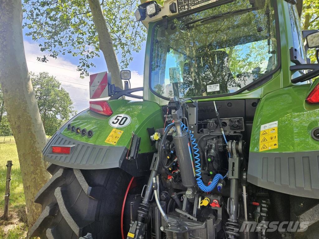 Fendt 724 Gen7 Profi Plus (720 722 726 728) Tractors