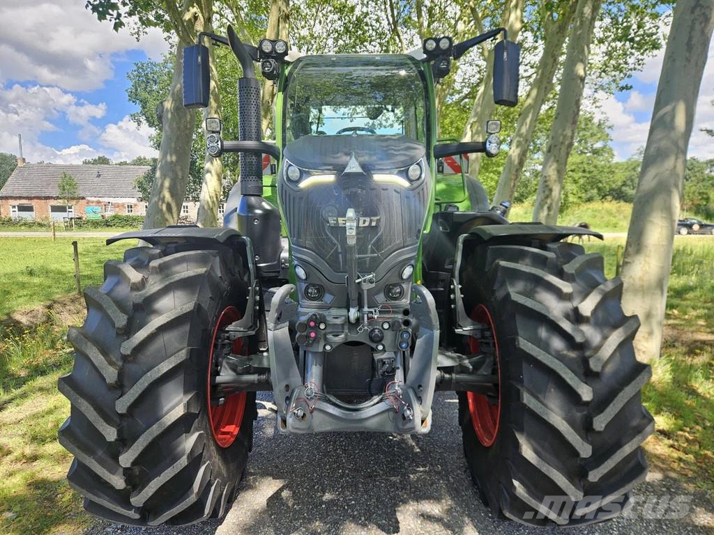 Fendt 724 Gen7 Profi Plus (720 722 726 728) Tractors