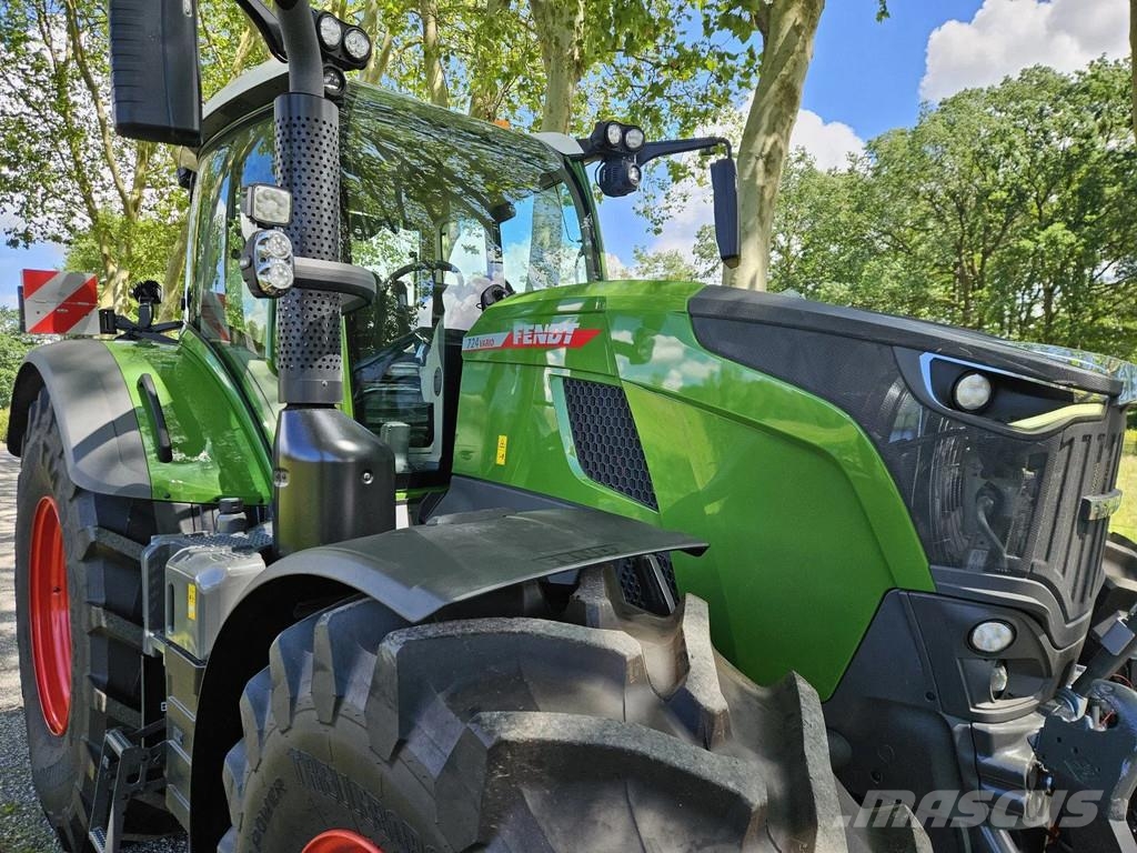 Fendt 724 Gen7 Profi Plus (720 722 726 728) Tractors