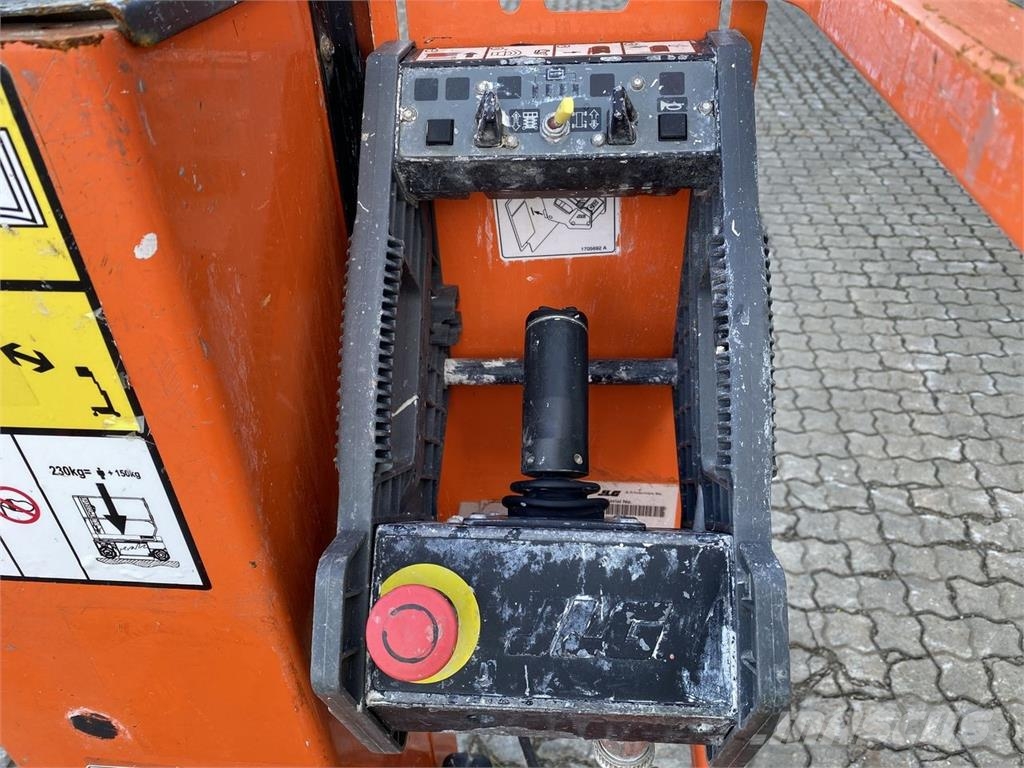 JLG 1230ES Podnośniki masztowe