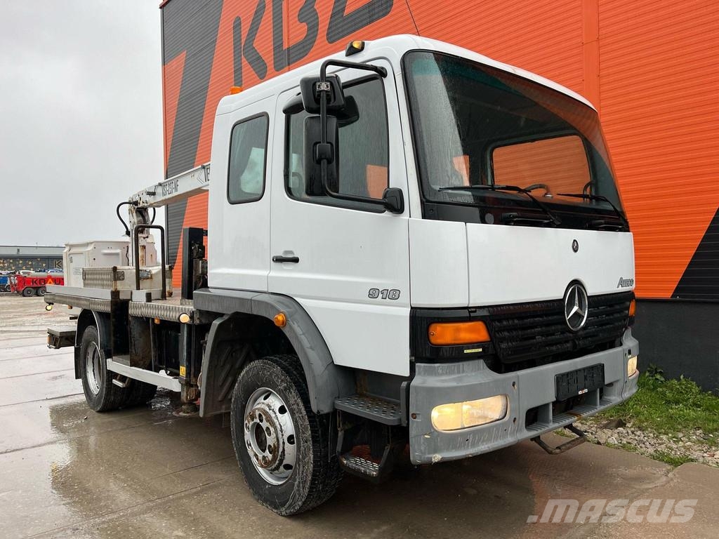 Mercedes-Benz Atego 918 4x4 VERSALIFT VST-237-NF / 13,5 m شاحنات الرافعات