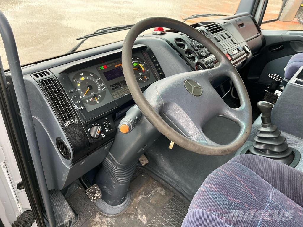 Mercedes-Benz Atego 918 4x4 VERSALIFT VST-237-NF / 13,5 m شاحنات الرافعات