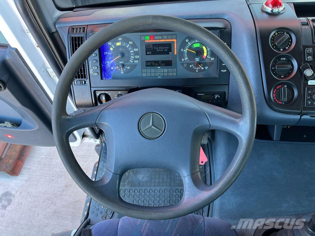 Mercedes-Benz Atego 918 4x4 VERSALIFT VST-237-NF / 13,5 m شاحنات الرافعات