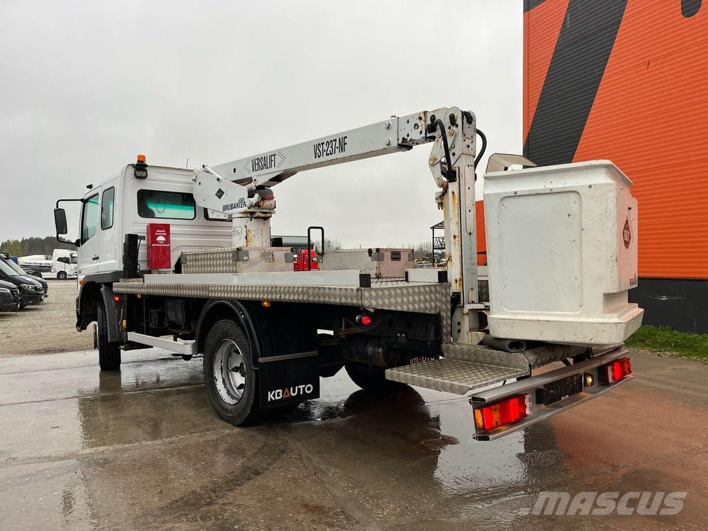 Mercedes-Benz Atego 918 4x4 VERSALIFT VST-237-NF / 13,5 m شاحنات الرافعات